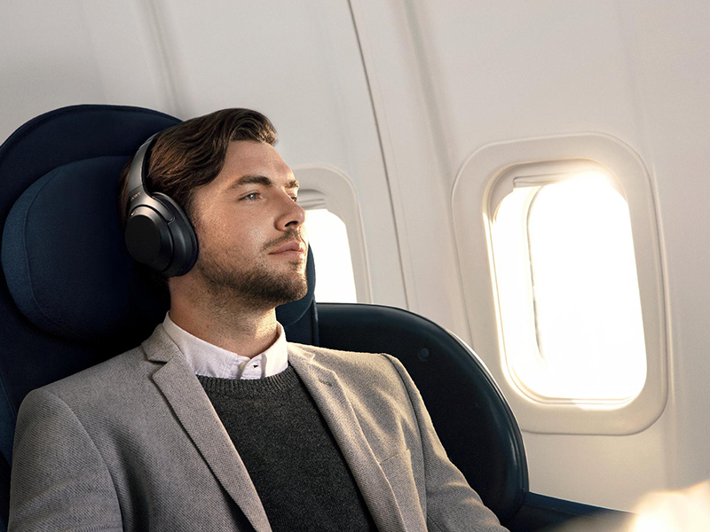 سماعات WH-1000XM3 من سوني تطرح في الإمارات... مستوى جديد من تقنيات إلغاء الضوضاء